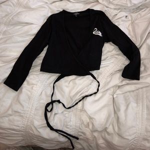 VALFRÉ ✧ ･ﾟTIE UP CROP TOP